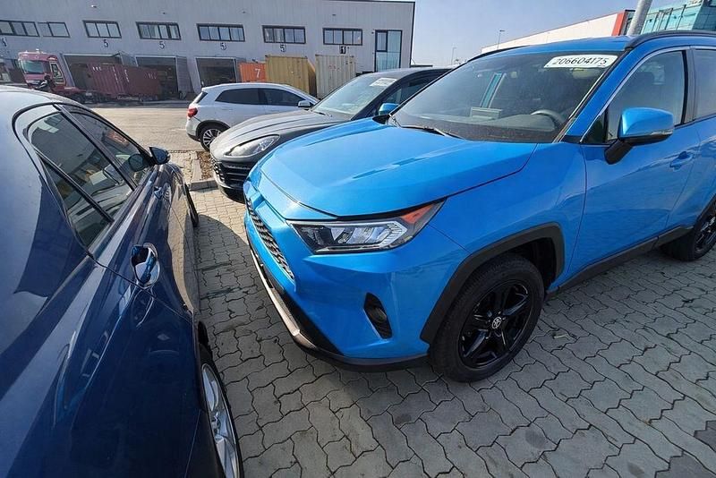 Gebraucht Toyota RAV4 Edition 218 PS (160 kW) 2020 Blau SUV