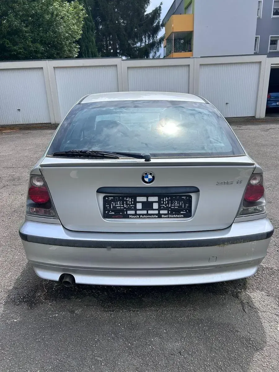 Gebraucht BMW 316 116 PS (85 kW) 2002 Grau Limousine