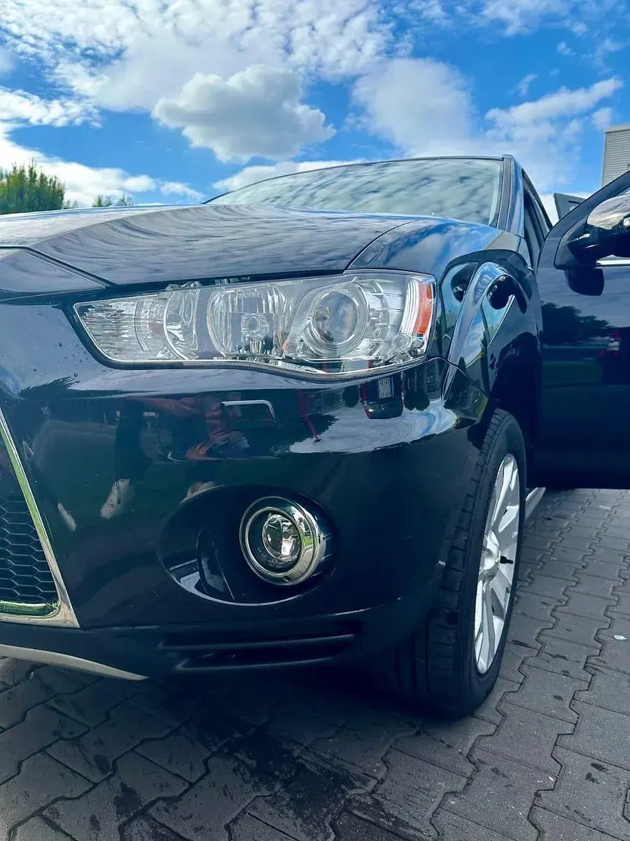 Gebraucht Mitsubishi Outlander Motion 156 PS (114 kW) 2012 Schwarz SUV