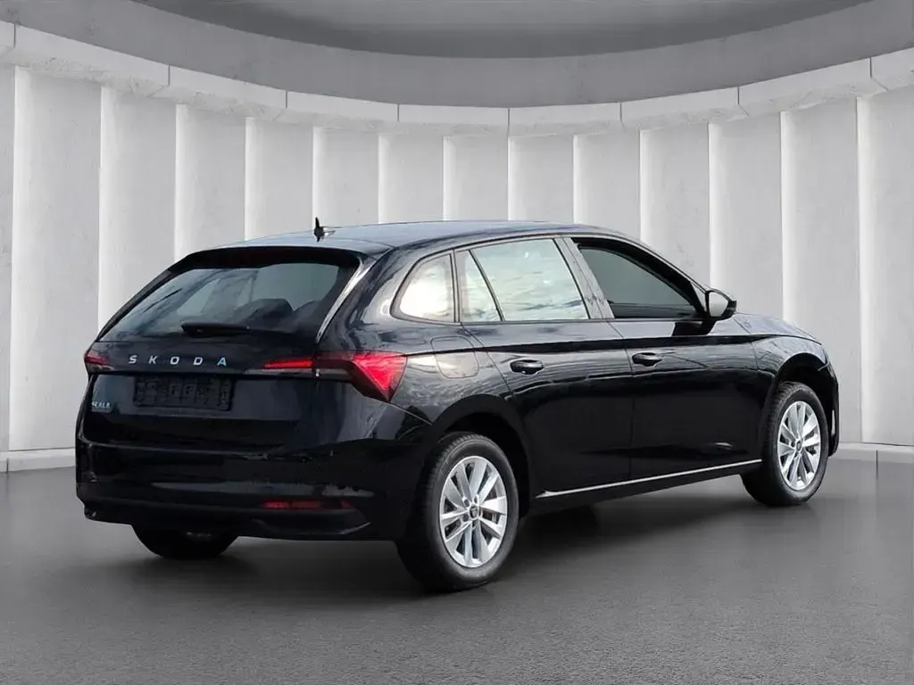 Gebraucht Skoda Scala Selection 95 PS (69 kW) 2025 Schwarz Kleinwagen