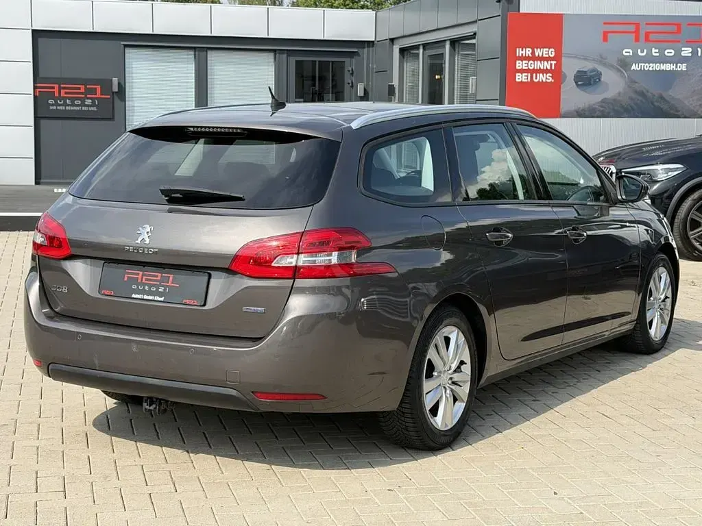 Gebraucht Peugeot 308 Business-Line 120 PS (88 kW) 2016 Grau Limousine
