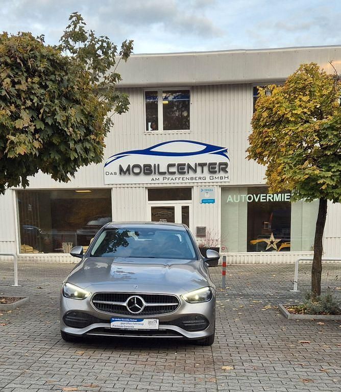Silber Gebraucht 2023 Mercedes C200 Limousine | 36.500 € (Fairer Preis) - Bild 1/4