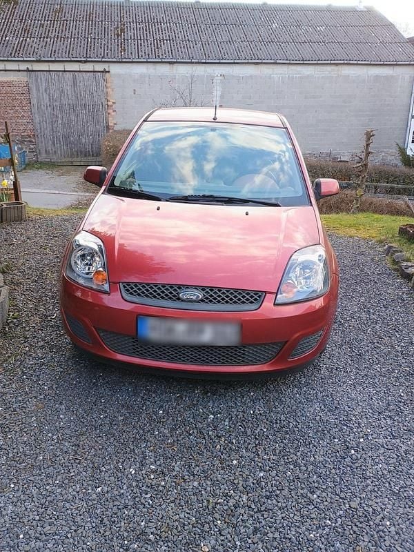 Gebraucht Ford Fiesta 60 PS (44 kW) 2008 Kleinwagen