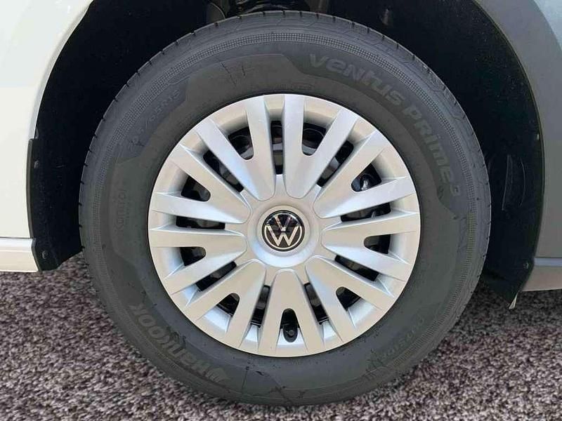 Second-hand VW Caddy 102 CP (75 kW) 2026 Alb Monovolum