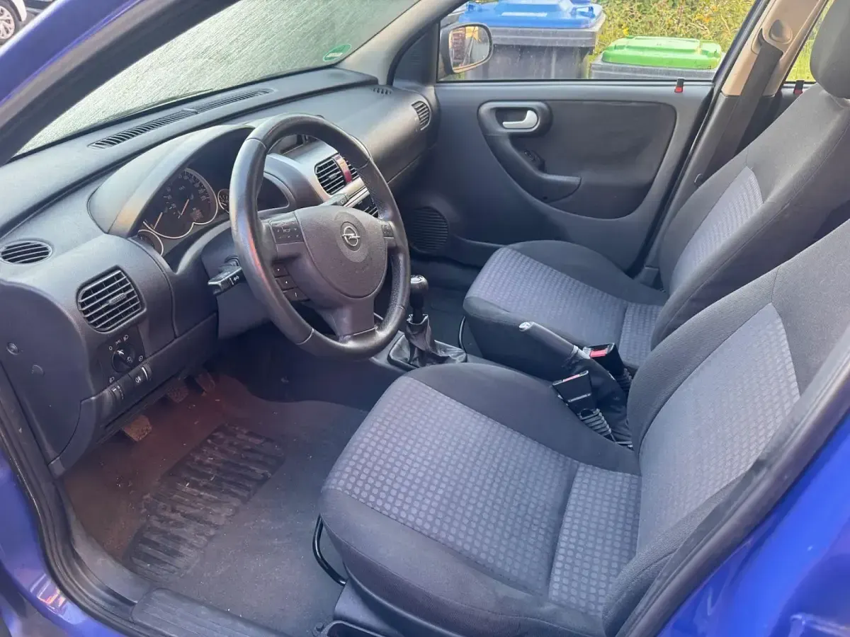 Gebraucht Opel Corsa 80 PS (58 kW) 2005 Blau Kleinwagen