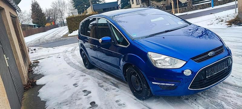 Gebraucht Ford S-MAX Titanium 169 PS (124 kW) 2014 Blau Van / Kleinbus