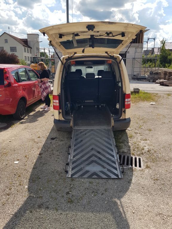 Gebraucht VW Caddy Comfortline 140 PS (102 kW) 2014 Beige Van / Kleinbus