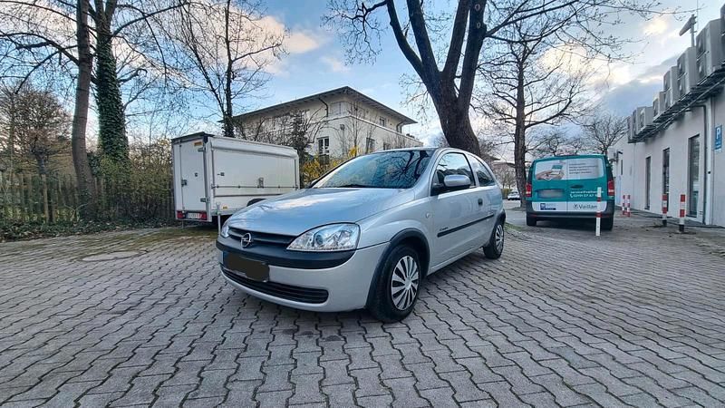 Gebraucht Opel Corsa 75 PS (55 kW) 2002 Silber Kleinwagen