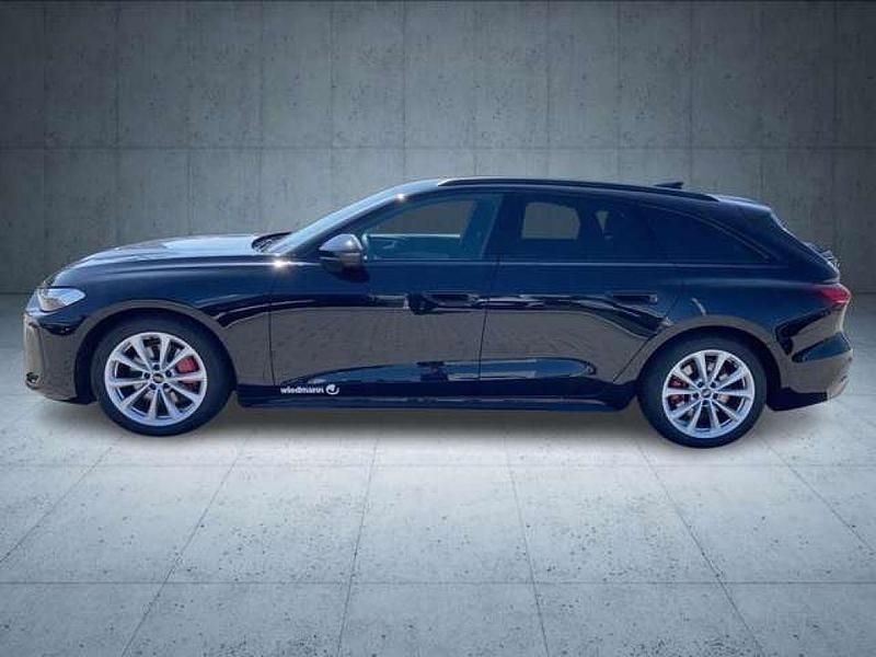Gebraucht Audi A5 S-Line 204 PS (150 kW) 2024 Mythosschwarz metallic Kombi