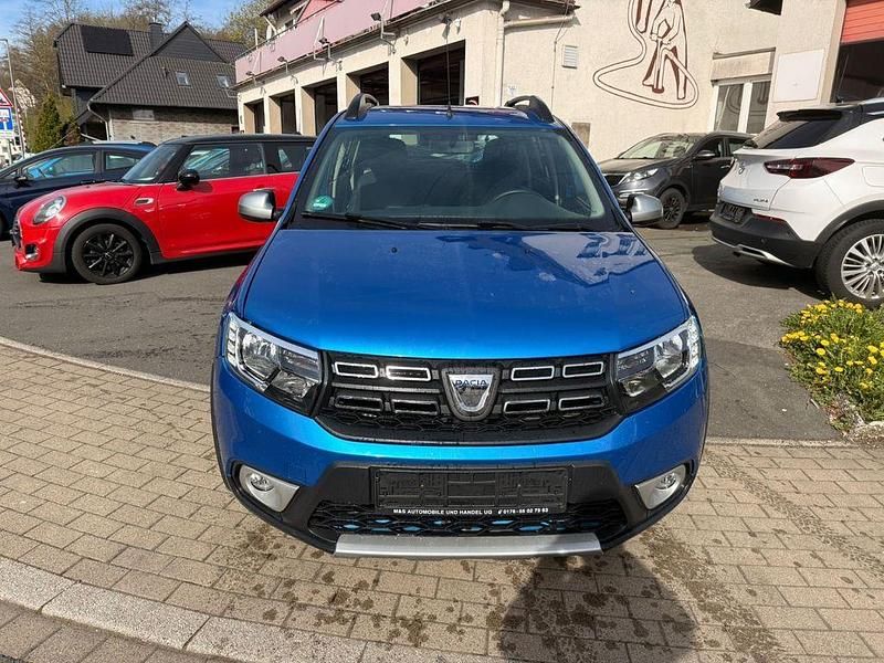 Gebraucht Dacia Sandero Stepway 90 PS (66 kW) 2017 Blau SUV
