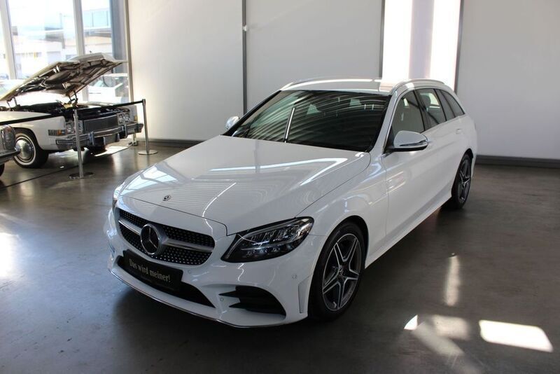 Weiß , polarweiß Gebraucht 2020 Mercedes C220 AMG Limousine | 29.900 € (Etwas zu teuer) - Bild 1/4