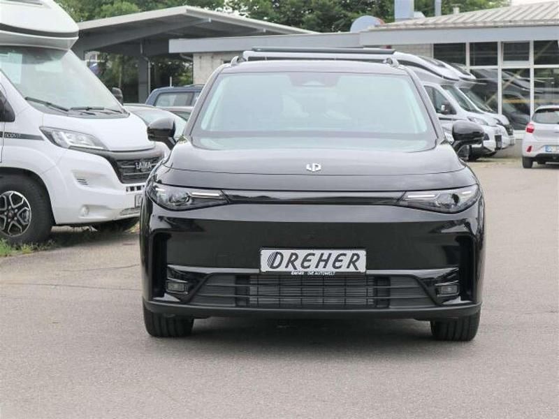 Gebraucht Leapmotor C10 160 kW (218 PS) 2025 Metallic black SUV