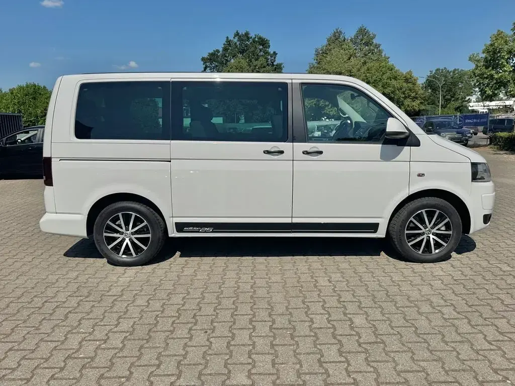 Gebraucht VW Multivan Edition 179 PS (131 kW) 2015 Weiß Van / Kleinbus