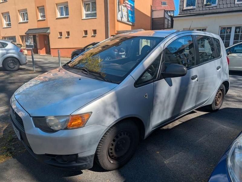 Gebraucht Mitsubishi Colt 75 PS (55 kW) 2009 Silber Kleinwagen