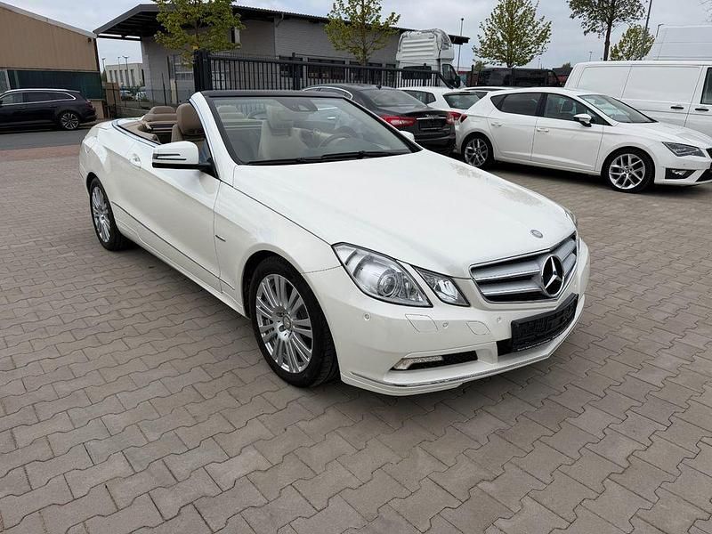 Second-hand Mercedes E250 204 CP (150 kW) 2010 Alb Cabrio