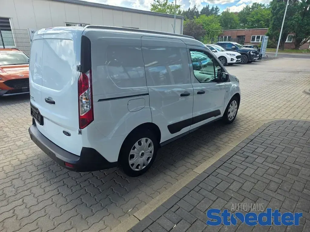 Gebraucht Ford Transit Connect Trend 101 PS (74 kW) 2023 Weiß Van / Kleinbus