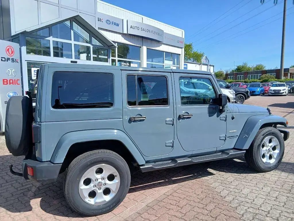Occasion Jeep Wrangler Sahara 200 ch (147 kW) 2016 Gris SUV