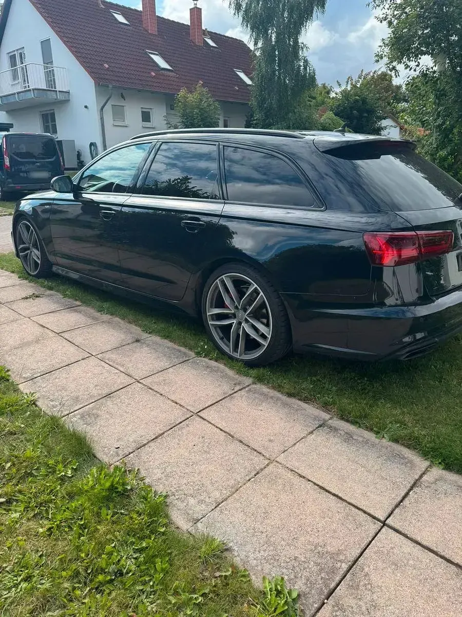 Gebraucht Audi A6 Ambiente 326 PS (239 kW) 2017 Schwarz Kombi
