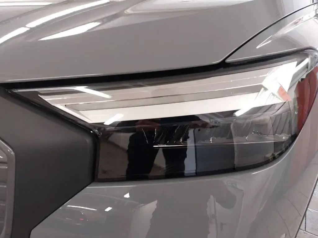 Second-hand Audi e-tron Sportback 125 kW (170 CP) 2023 Gri SUV