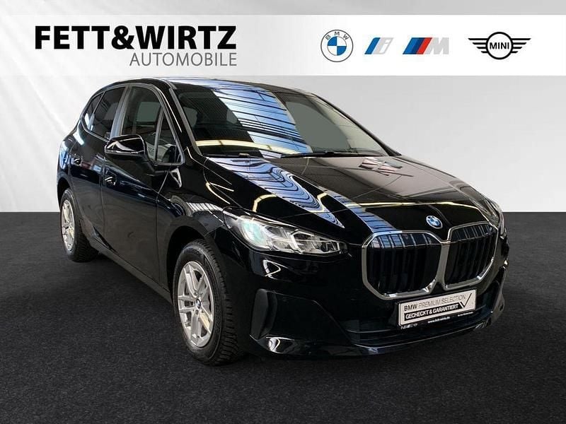 Gebraucht BMW 218 Active Tourer 150 PS (110 kW) 2023 Schwarz Van / Kleinbus
