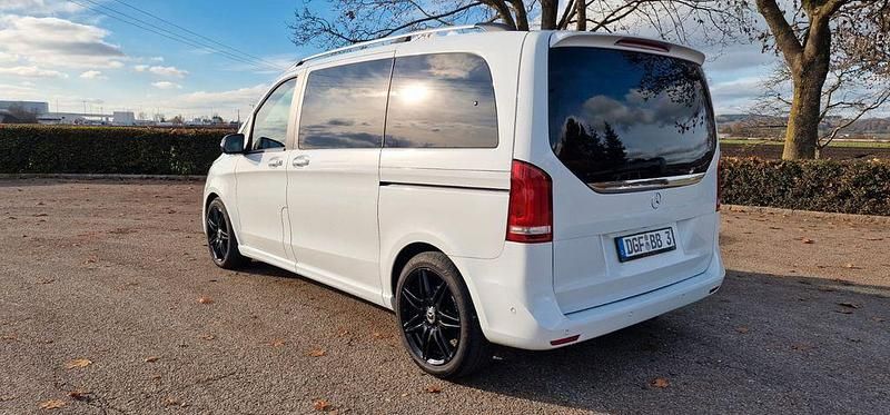 Gebraucht Mercedes V250 AMG 190 PS (139 kW) 2020 Weiß Van / Kleinbus