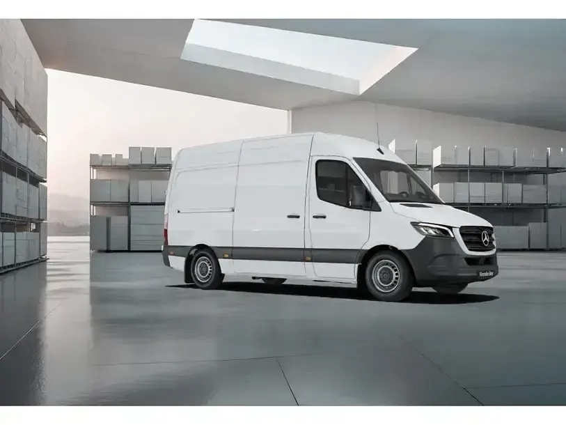 Gebraucht Mercedes Sprinter 190 PS (139 kW) 2025 Arktikweiß Van
