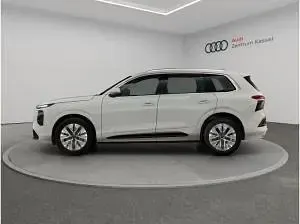 Neu Audi Q7 245 PS (180 kW) 2026 Weiß (carraraweiß) SUV