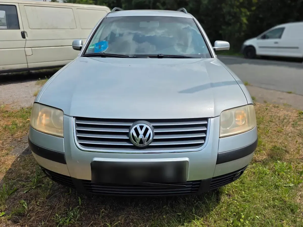 Gebraucht VW Passat 115 PS (84 kW) 2002 Silber Kombi