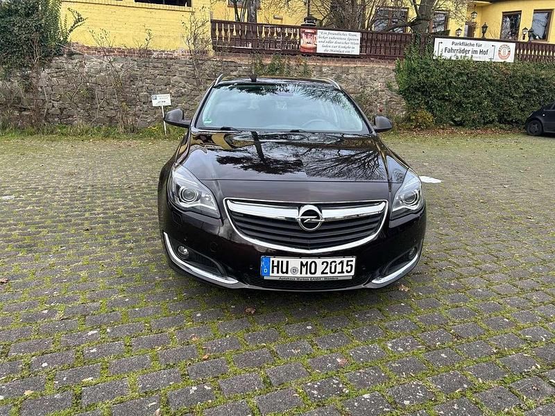 Schwarz Gebraucht 2015 Opel Insignia Sport Kombi | 6.900 € (Guter Preis) - Bild 1/4