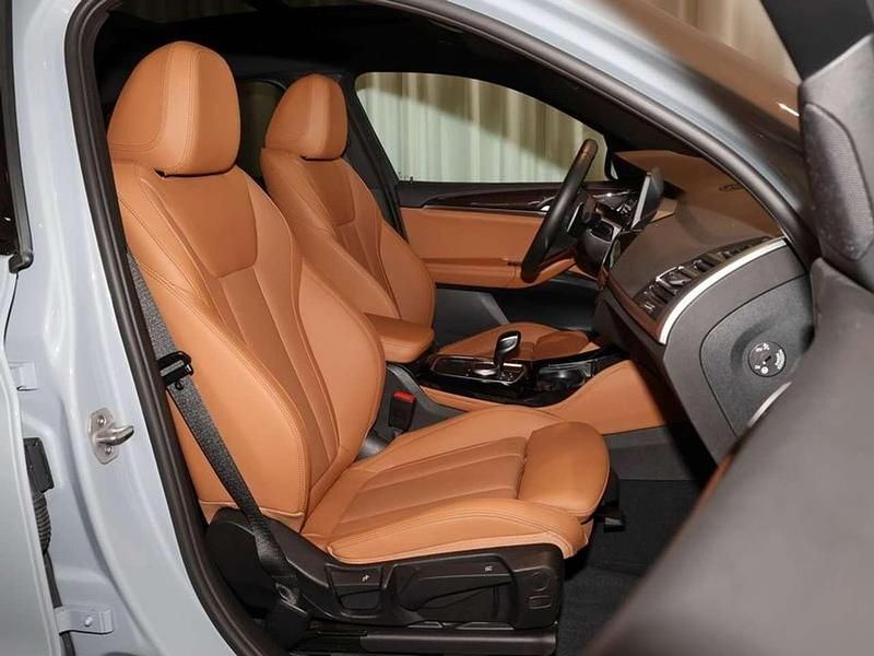 Second-hand BMW X4 Efficient Dynamics 190 CP (139 kW) 2025 Gri SUV