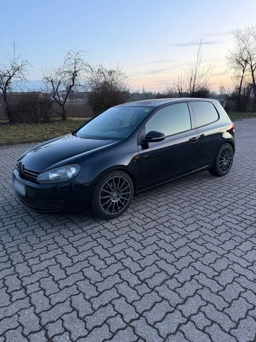 Gebraucht VW Golf VI Trendline 80 PS (58 kW) 2009 Schwarz Kleinwagen