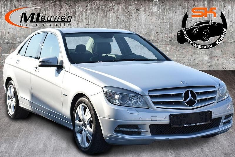 Gebraucht Mercedes C250 204 PS (150 kW) 2011 Iridiumsilber  metalliclack Limousine