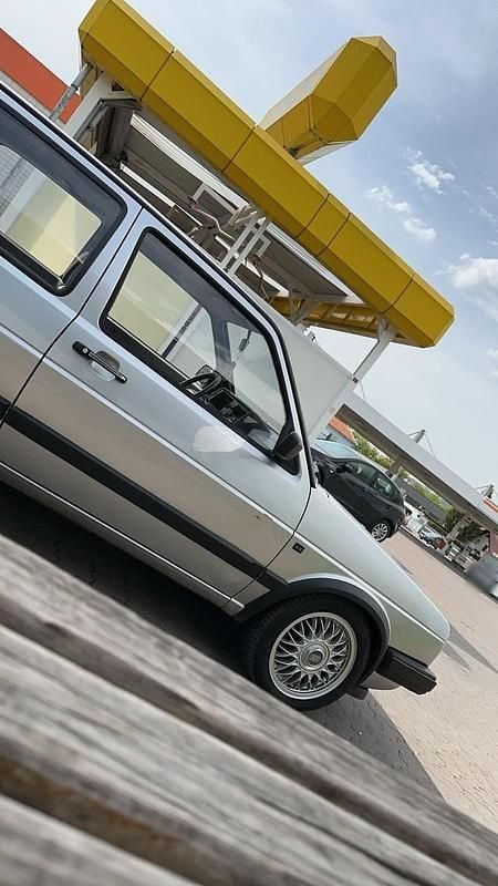 Gebraucht VW Golf GTI 90 PS (66 kW) 1991 Silber Coupé