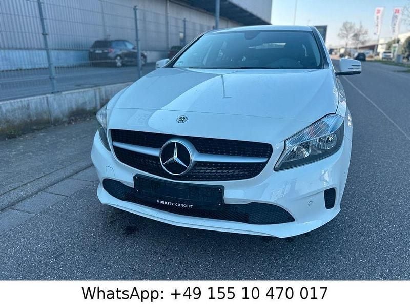 Gebraucht Mercedes A200 136 PS (100 kW) 2018 Weiß Limousine