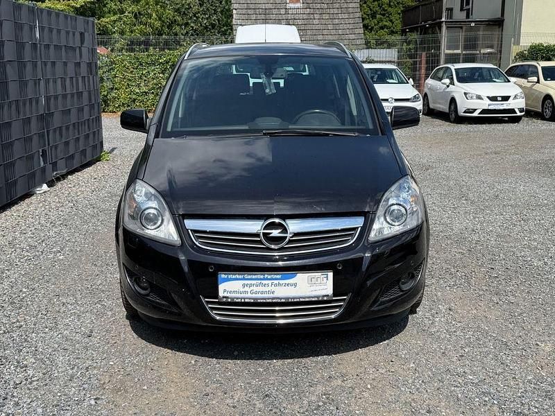 Gebraucht Opel Zafira Design Edition 116 PS (85 kW) 2011 Schwarz Van / Kleinbus