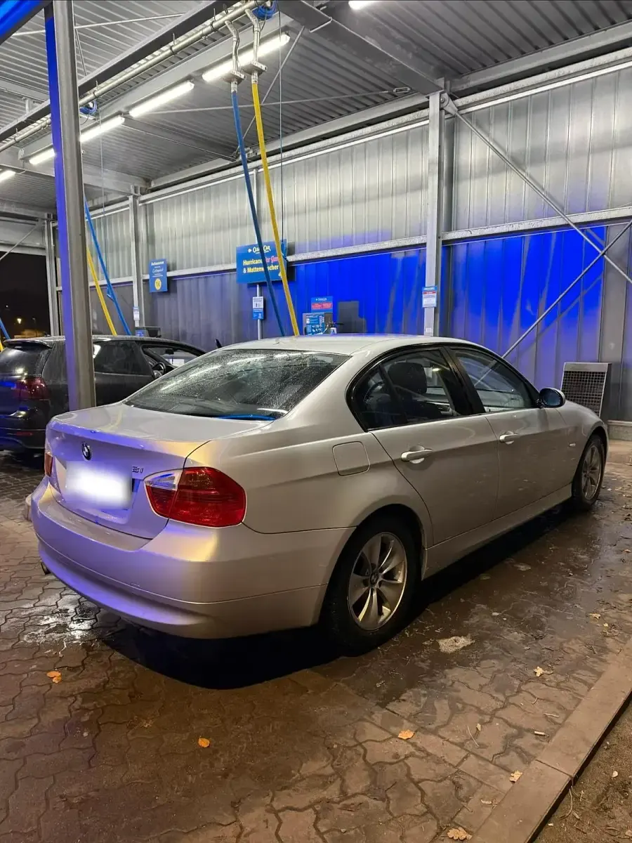 Gebraucht BMW 318 129 PS (94 kW) 2006 Limousine