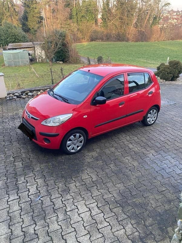Rot Gebraucht 2008 Hyundai i10 Kleinwagen | 1.100 € - Bild 1/4