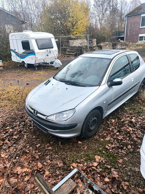 Gebraucht 2002 Peugeot 206 Kleinwagen | 300 € (Superpreis) - Bild 1/4