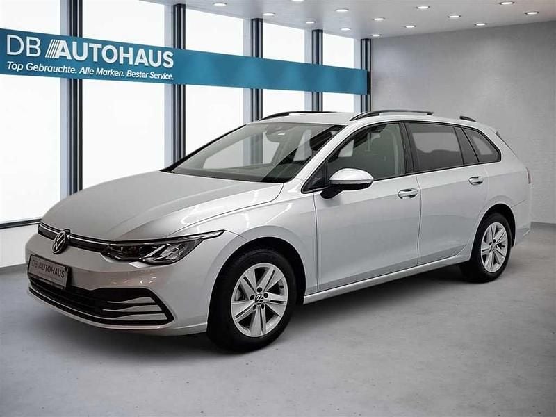 Silber Gebraucht 2023 VW Golf VIII Life Kombi | 19.330 € (Guter Preis) - Bild 1/4