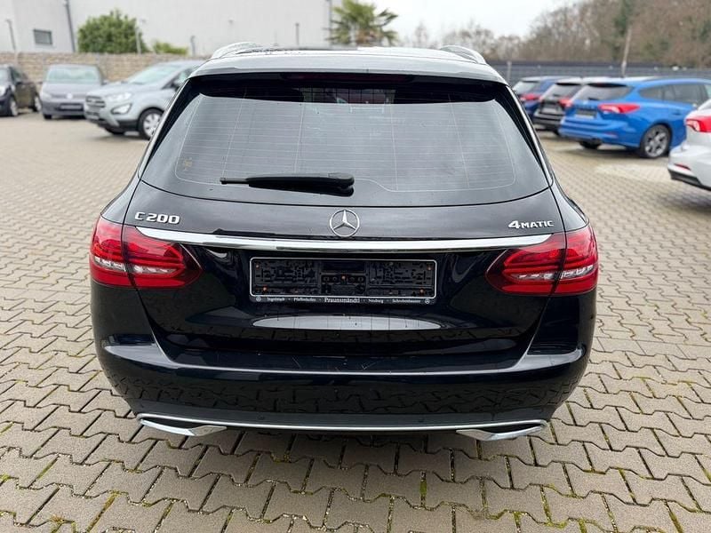 Gebraucht Mercedes C200 184 PS (135 kW) 2019 Schwarz Kombi