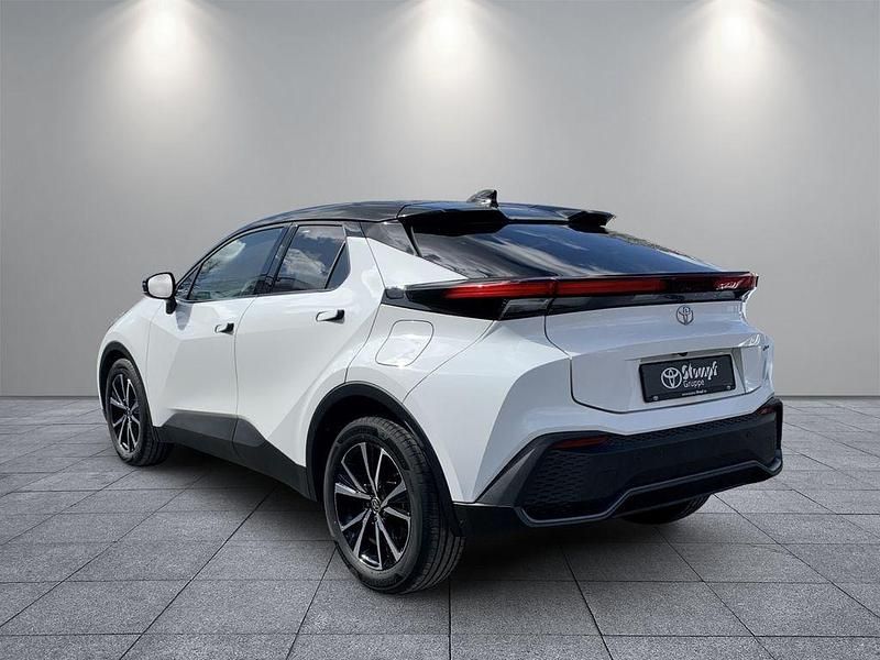 Gebraucht Toyota C-HR 140 PS (102 kW) 2025 Weiß SUV