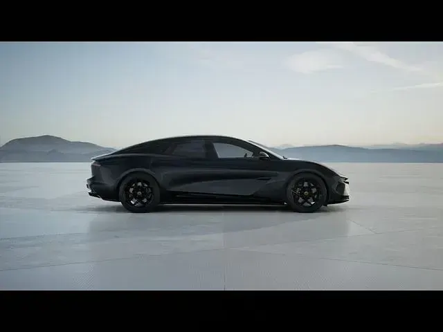 Gebraucht Lotus Emeya 450 kW (612 PS) 2026 Schwarz Kleinwagen