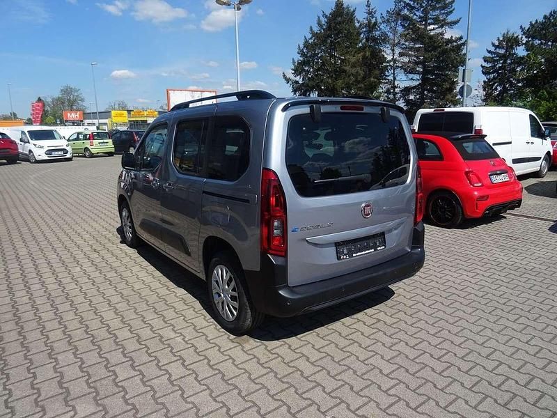Gebraucht Fiat e-Doblò Launch Edition 100 kW (136 PS) 2023 Grau Van / Kleinbus