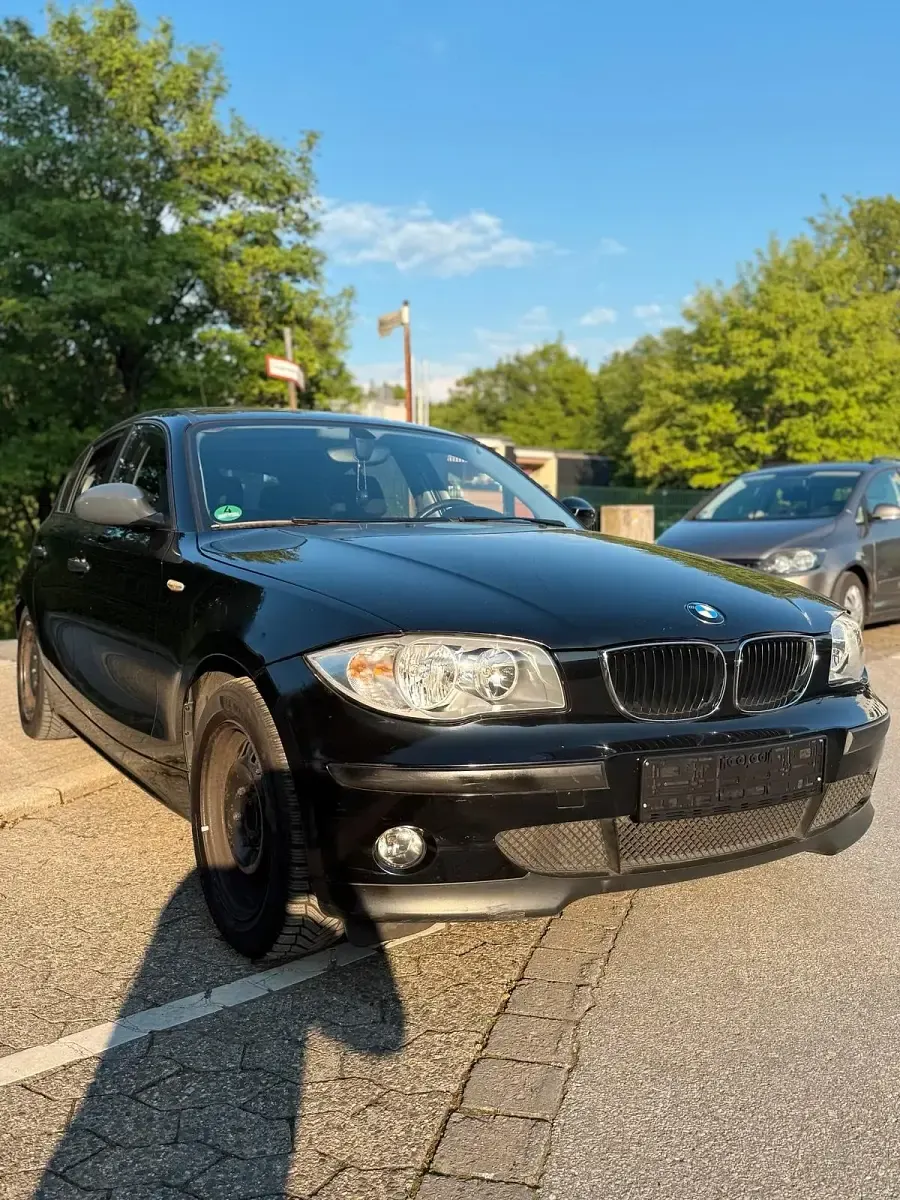 Gebraucht BMW 116 115 PS (84 kW) 2005 Schwarz Kleinwagen