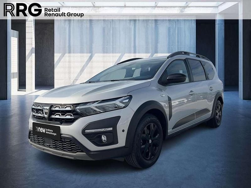 Grau Gebraucht 2022 Dacia Jogger Extreme Kombi | 15.990 € (Guter Preis) - Bild 1/3