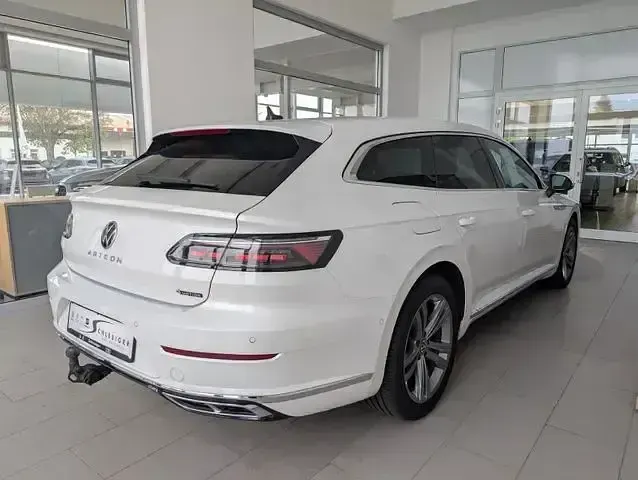 Gebraucht VW Arteon R-line 193 PS (141 kW) 2024 Weiß Limousine