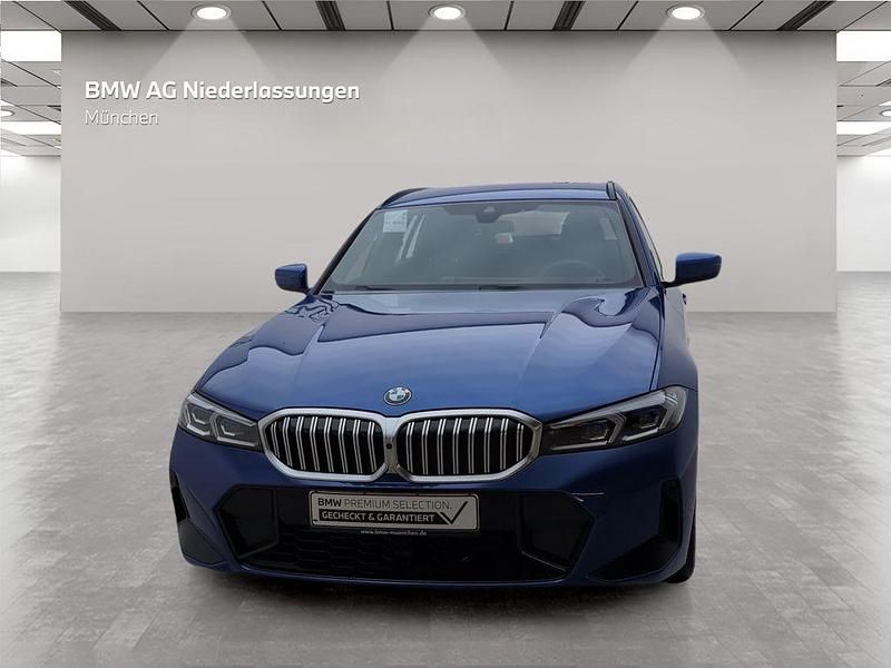 Gebraucht BMW 320 Performance 190 PS (139 kW) 2025 Blau Kombi