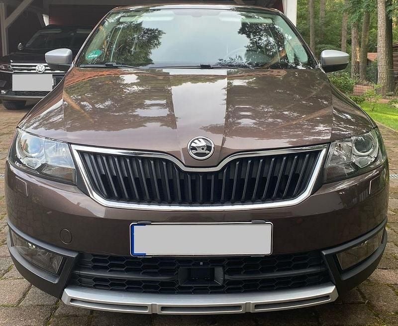 Braun Gebraucht 2016 Skoda Rapid ScoutLine Limousine | 10.000 € (Etwas zu teuer) - Bild 1/4