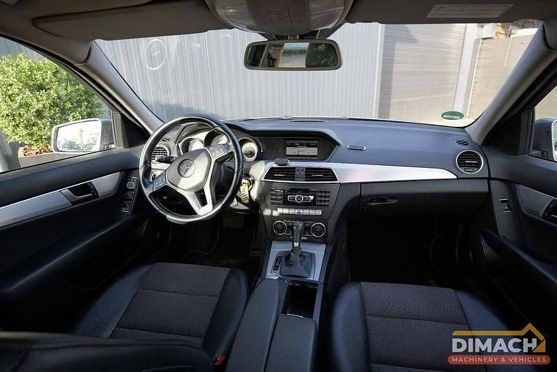 Gebraucht Mercedes C180 156 PS (114 kW) 2012 Grau Kombi