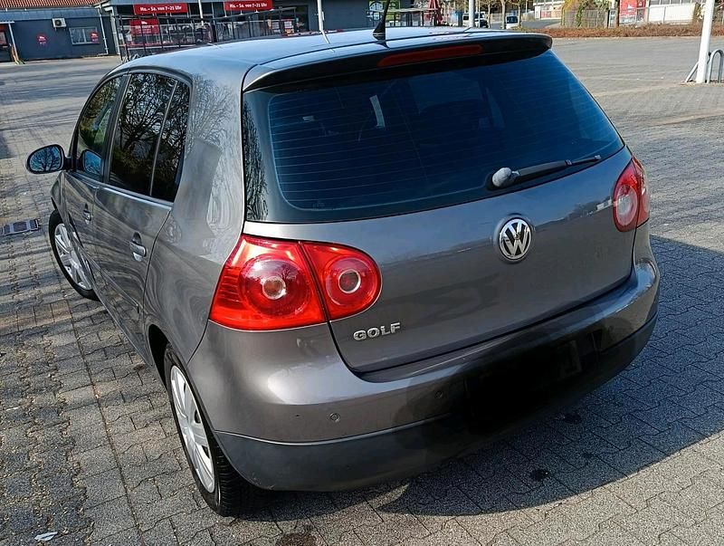 Gebraucht VW Golf V 75 PS (55 kW) 2006 Grau Kleinwagen